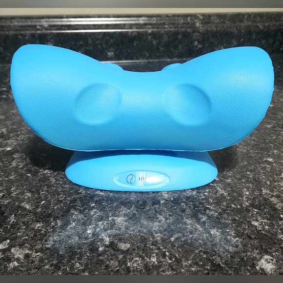 NWOT Neck Pillow - Original Kenko Back - Picture 3 of 3